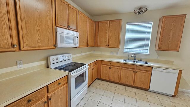 7918 Barnes Ridge Lane, Houston, TX 77072