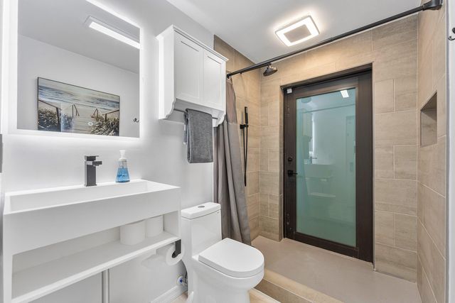 3000 NE 21st Terrace, Fort Lauderdale, FL 33306
