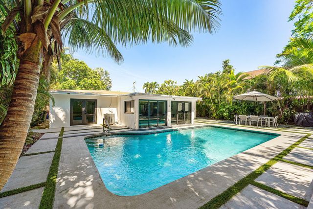 3000 NE 21st Terrace, Fort Lauderdale, FL 33306