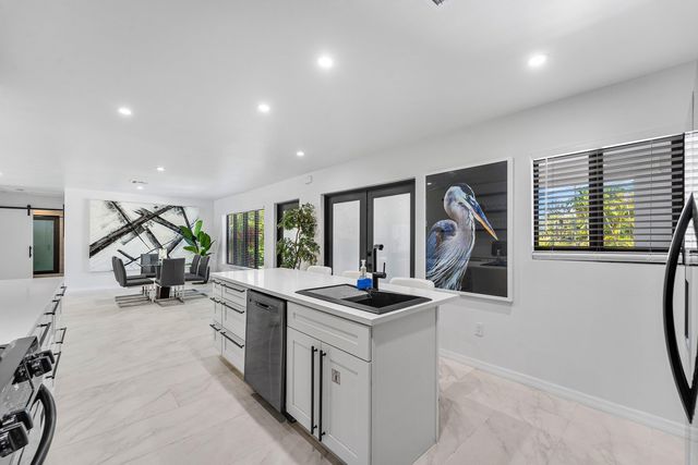 3000 NE 21st Terrace, Fort Lauderdale, FL 33306