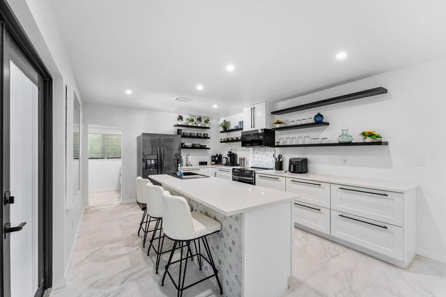 3000 NE 21st Terrace, Fort Lauderdale, FL 33306