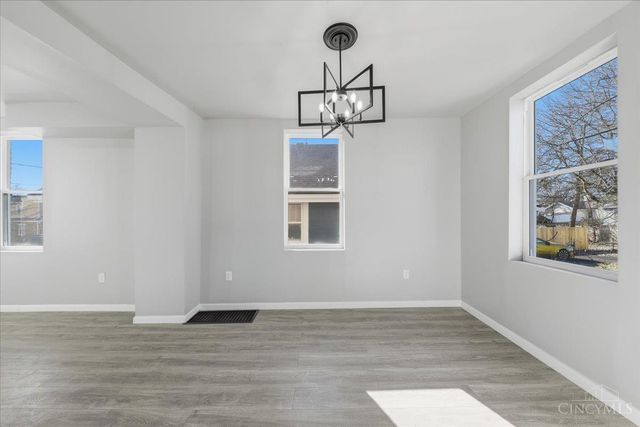 6961 La Boiteaux Avenue, North College Hill, OH 45239