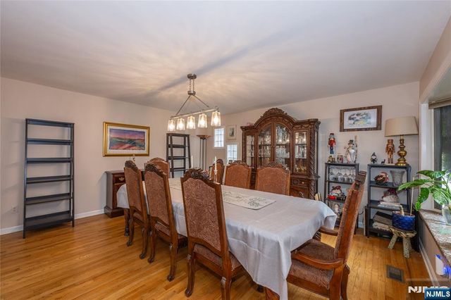 35 Turnberry Road, Little Falls, NJ 07424