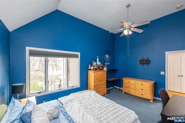 35 Turnberry Road, Little Falls, NJ 07424