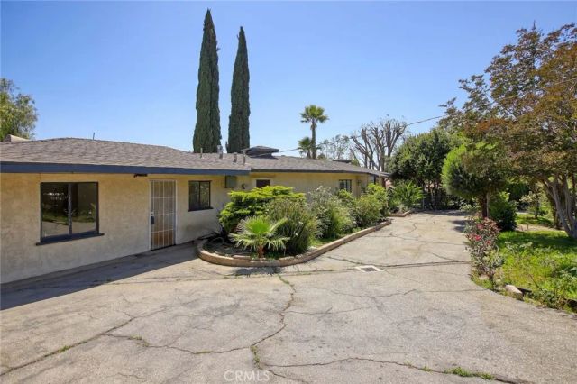10852 Longford Street, Sylmar, CA 91342