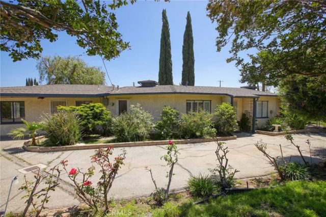 10852 Longford Street, Sylmar, CA 91342