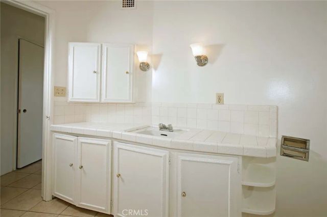 10852 Longford Street, Sylmar, CA 91342