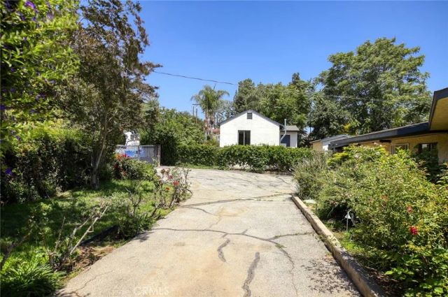 10852 Longford Street, Sylmar, CA 91342