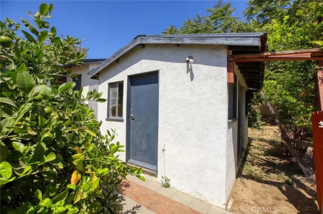 10852 Longford Street, Sylmar, CA 91342
