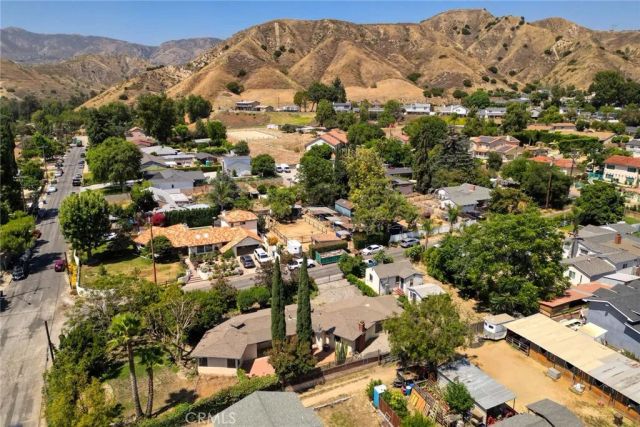 10852 Longford Street, Sylmar, CA 91342