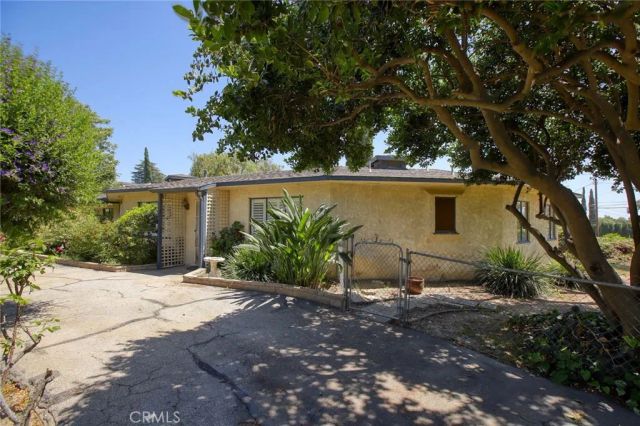 10852 Longford Street, Sylmar, CA 91342