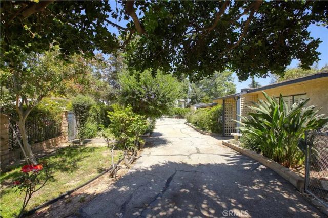 10852 Longford Street, Sylmar, CA 91342