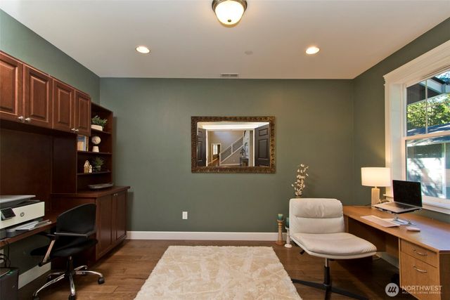22106 257th Avenue SE, Maple Valley, WA 98038