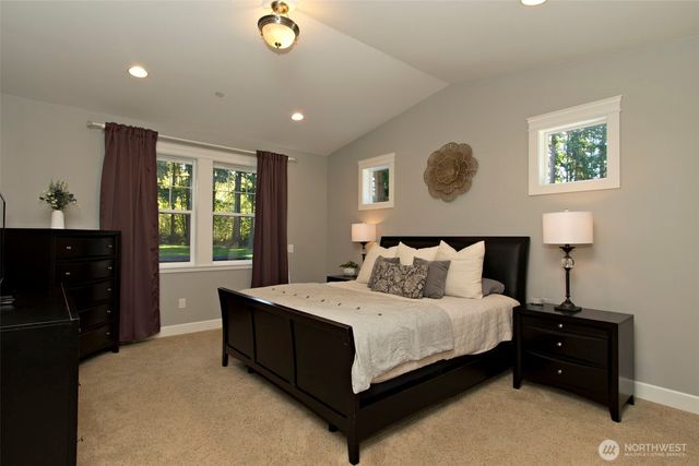 22106 257th Avenue SE, Maple Valley, WA 98038