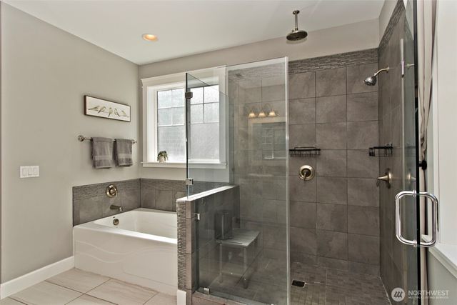 22106 257th Avenue SE, Maple Valley, WA 98038