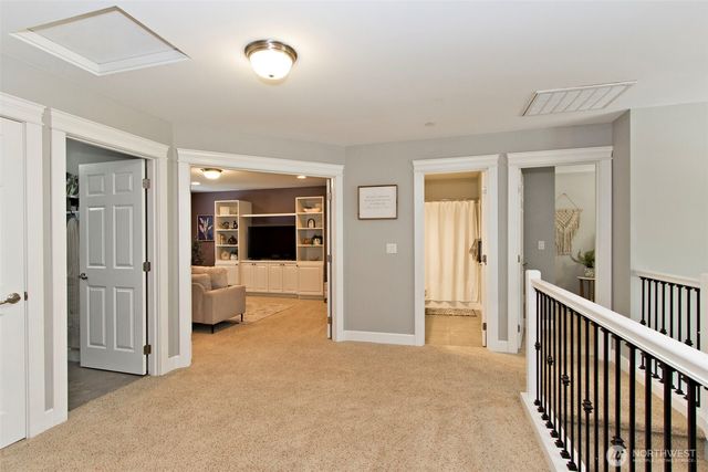22106 257th Avenue SE, Maple Valley, WA 98038