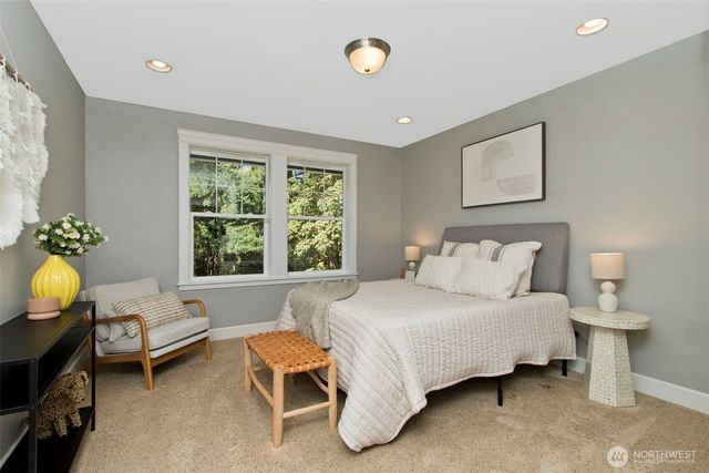 22106 257th Avenue SE, Maple Valley, WA 98038