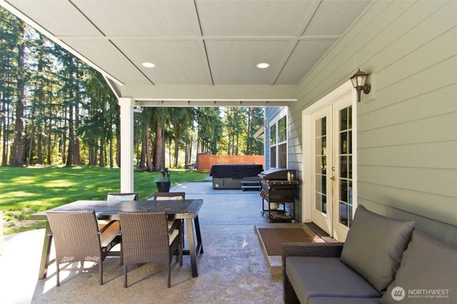 22106 257th Avenue SE, Maple Valley, WA 98038