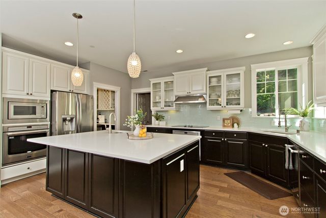 22106 257th Avenue SE, Maple Valley, WA 98038