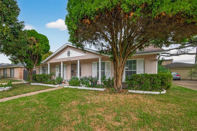 9030 Troulon Drive, Houston, TX 77036