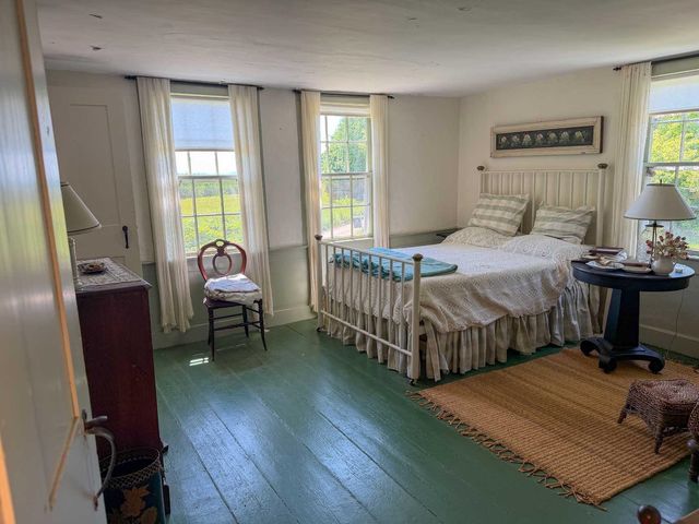 124 Brock Hill Road, Bridgewater, NH 03222