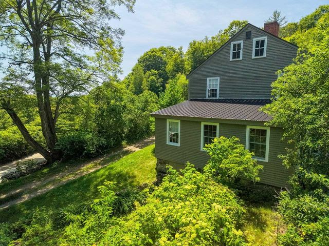 124 Brock Hill Road, Bridgewater, NH 03222
