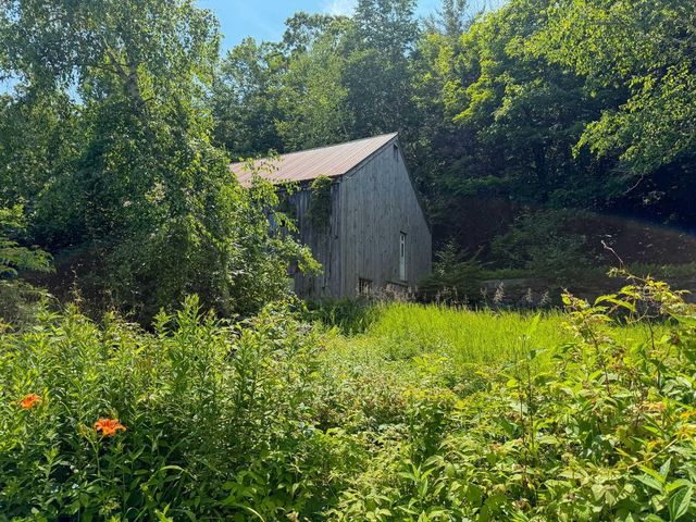 124 Brock Hill Road, Bridgewater, NH 03222
