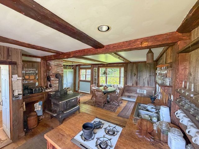 124 Brock Hill Road, Bridgewater, NH 03222