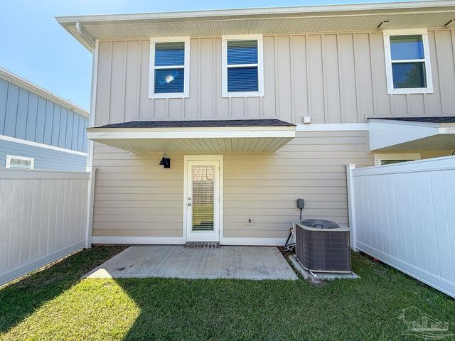 8778 Meadow Flower Ln, Pensacola, FL 32514