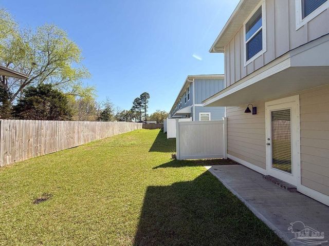 8778 Meadow Flower Ln, Pensacola, FL 32514