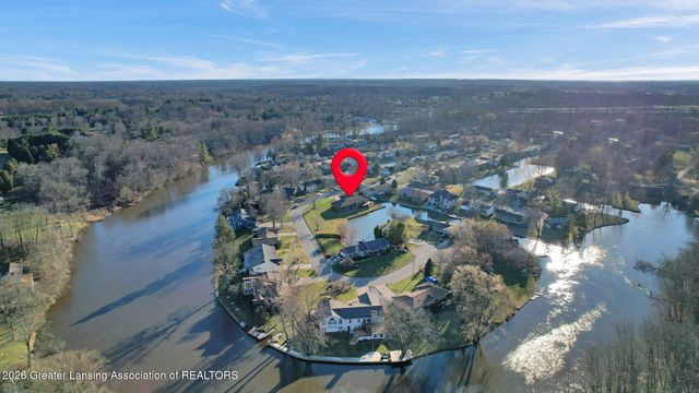 10289 Lafayette Lane, Dimondale, MI 48821