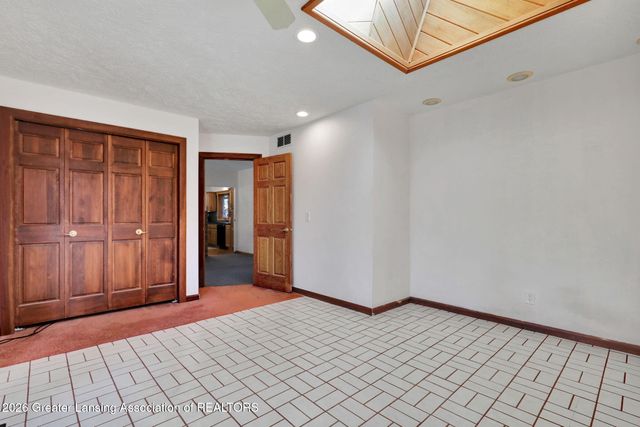 10289 Lafayette Lane, Dimondale, MI 48821