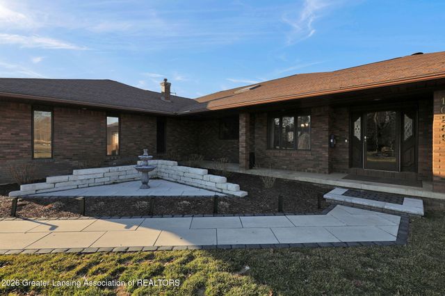 10289 Lafayette Lane, Dimondale, MI 48821