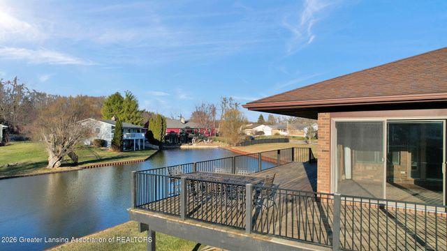 10289 Lafayette Lane, Dimondale, MI 48821