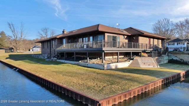 10289 Lafayette Lane, Dimondale, MI 48821