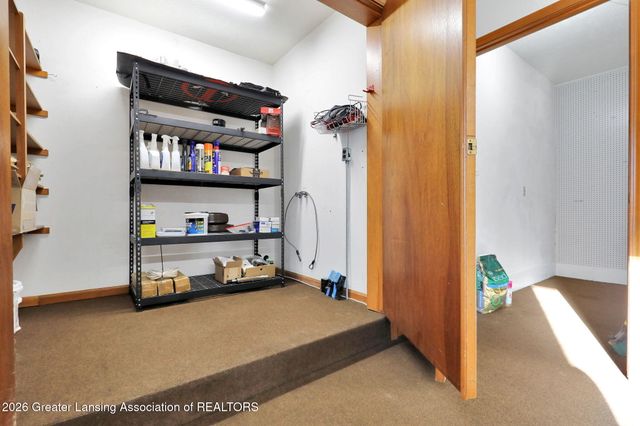 10289 Lafayette Lane, Dimondale, MI 48821