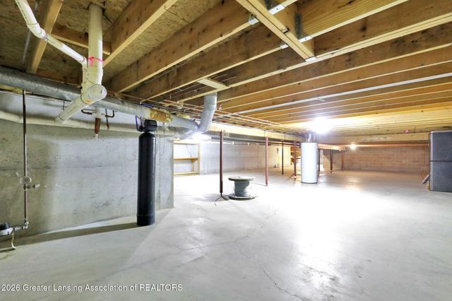 10289 Lafayette Lane, Dimondale, MI 48821