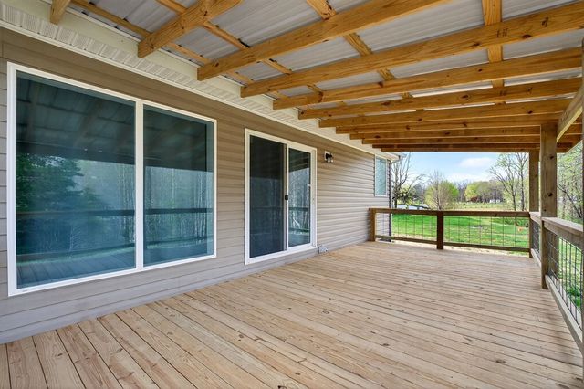 297 Martin Ridge Ln, Gainesboro, TN 38562