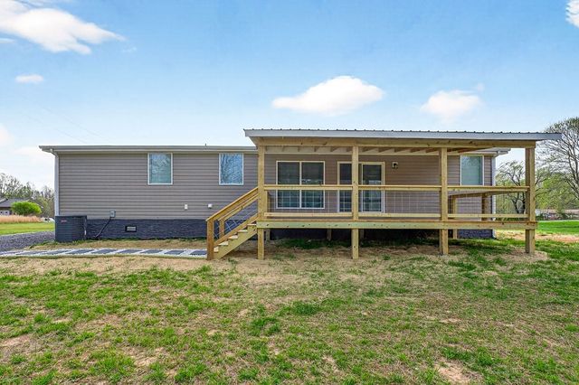 297 Martin Ridge Ln, Gainesboro, TN 38562