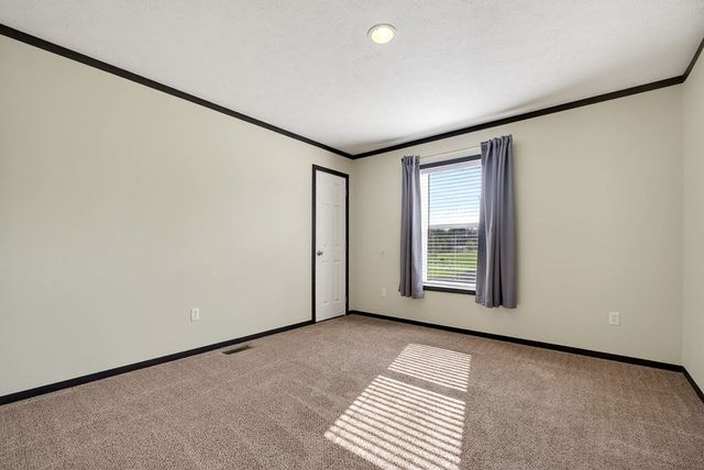 297 Martin Ridge Ln, Gainesboro, TN 38562