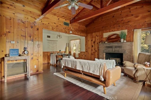 720 Rocky Loop, Crestline, CA 92325