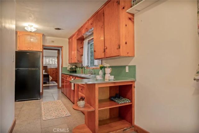 720 Rocky Loop, Crestline, CA 92325