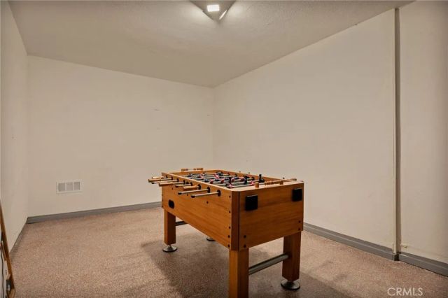 720 Rocky Loop, Crestline, CA 92325