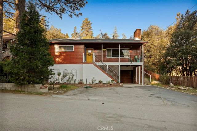720 Rocky Loop, Crestline, CA 92325