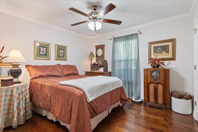 8604 Briargrove Drive, Woodway, TX 76712