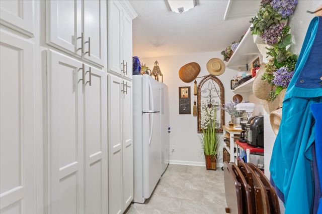 8604 Briargrove Drive, Woodway, TX 76712