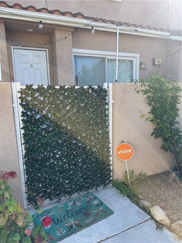 25708 Holiday Circle B, Stevenson Ranch, CA 91381