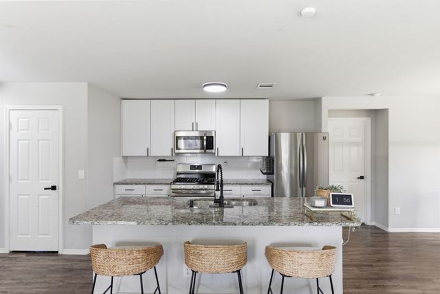 8027 Dauntless Drive, Magnolia, TX 77354