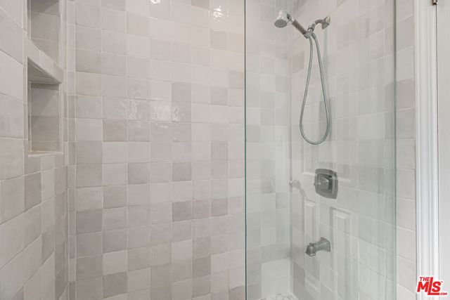 1339 N Columbus Avenue 304, Glendale, CA 91202