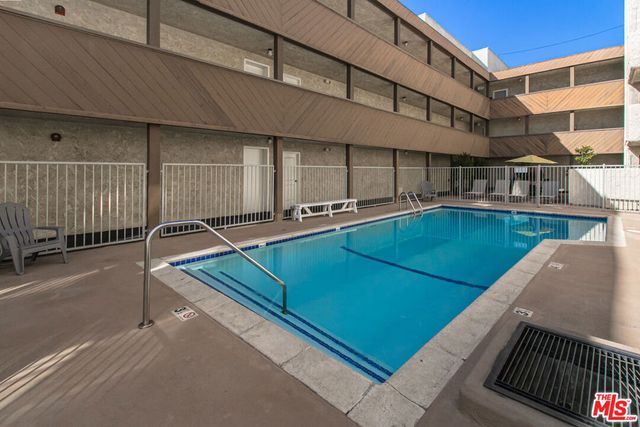 1339 N Columbus Avenue 304, Glendale, CA 91202